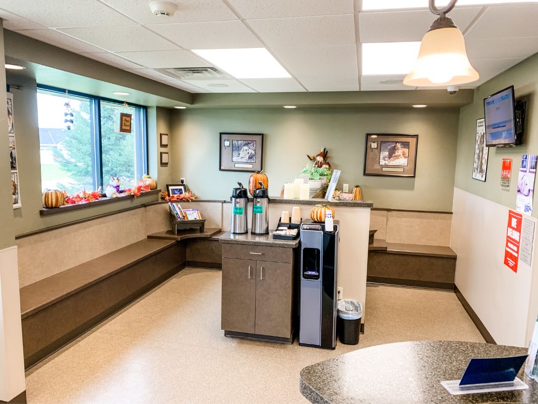 Pulaski Veterinary Clinic Lobby